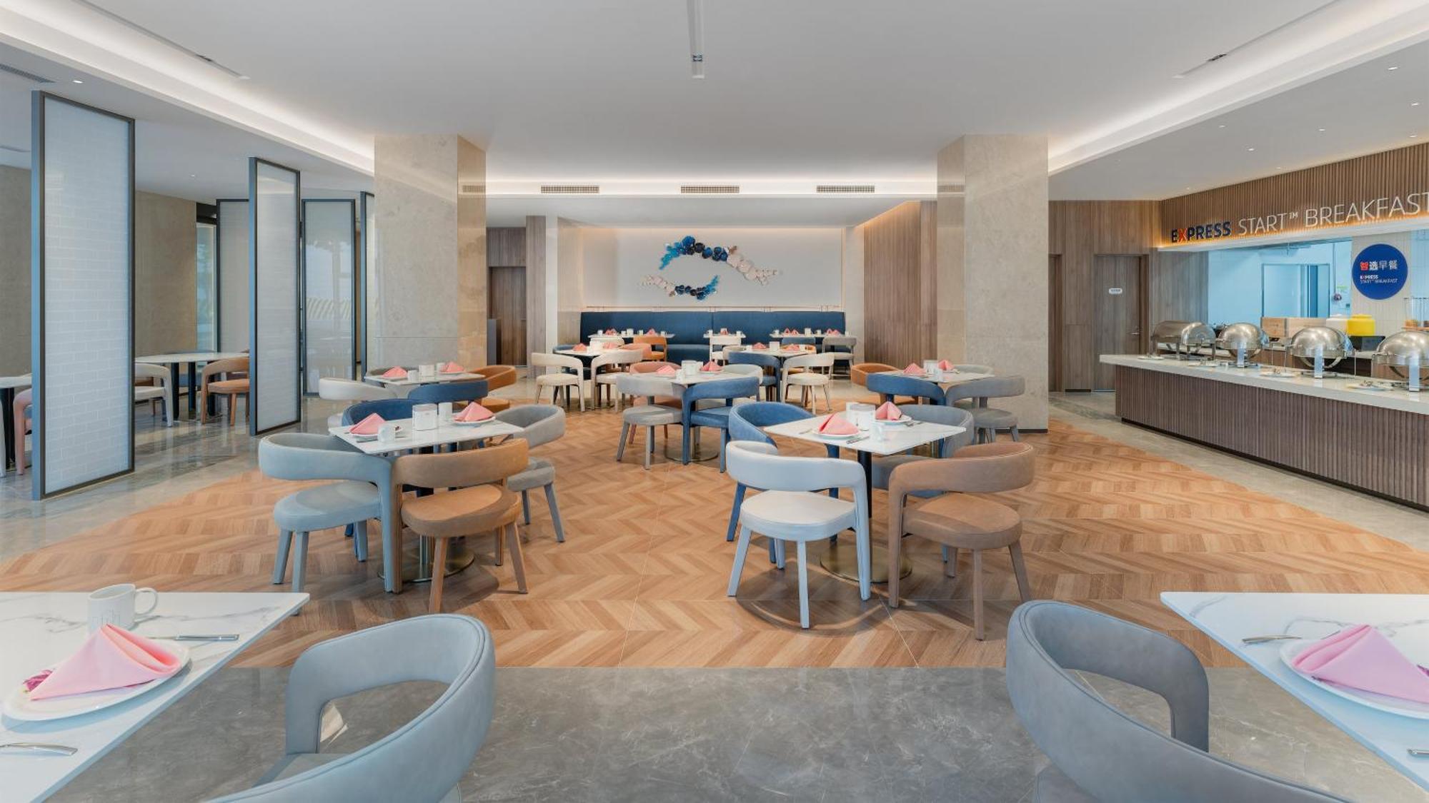 Holiday Inn Express Qingdao Shibei By Ihg Exterior photo
